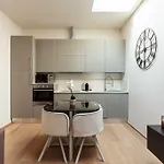 Sant'orsola Apartament *